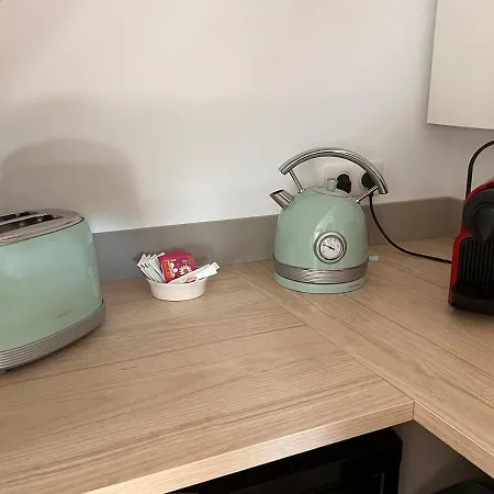 Le Petit - Climatise Avec Parking Gratuit アパート Fronton