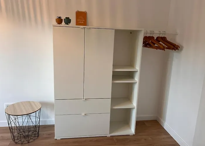 Le Petit - Climatise Avec Parking Gratuit * Fronton